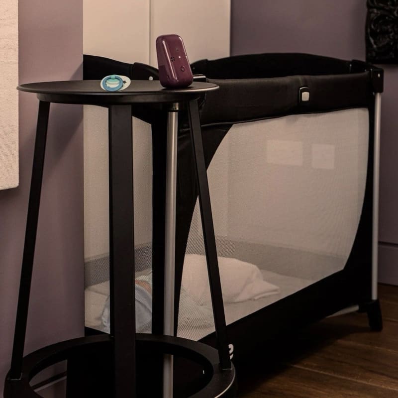 Tragbares Babybett im Motorola PIP12 TRAVEL Babyphone mit Tasche und HD Sound