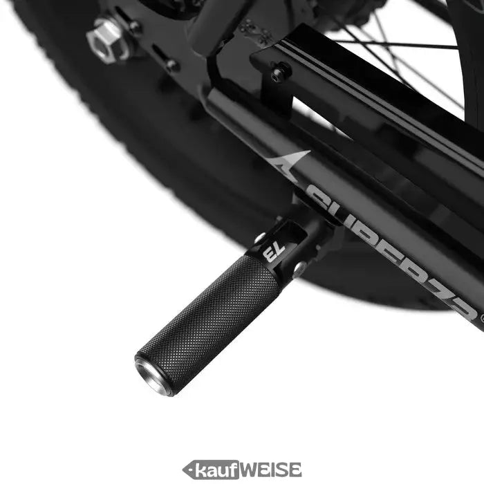 Schwarzer Metall Fahrradpedal mit strukturierter Grifffläche für Super73 Klappbare Fußrasten